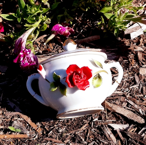 Vintage Japan Ceramic Sugar Bowl with 3D Rose - Picture 6 of 10